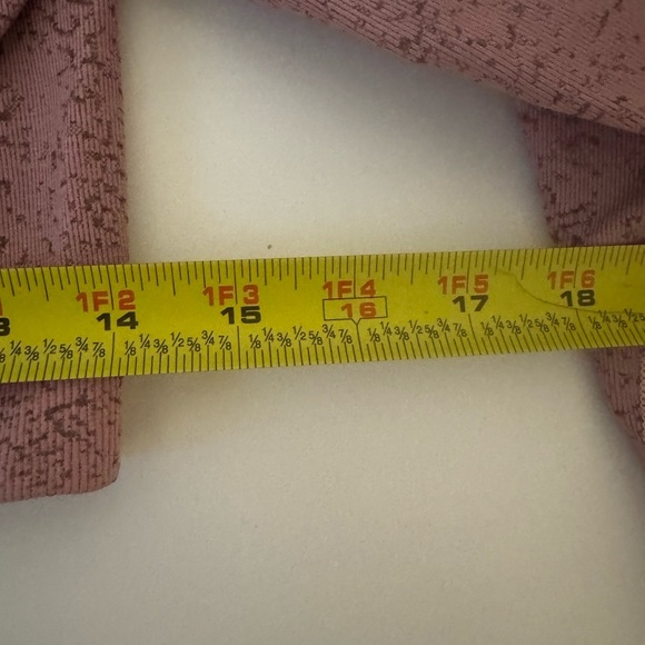 Gymshark Adapt Fleck Seamless Long Sleeve Crop Top - Picture 13 of 13